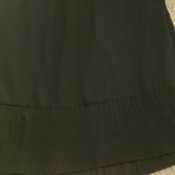 Black sleeveless blouse - Picture 4 of 5